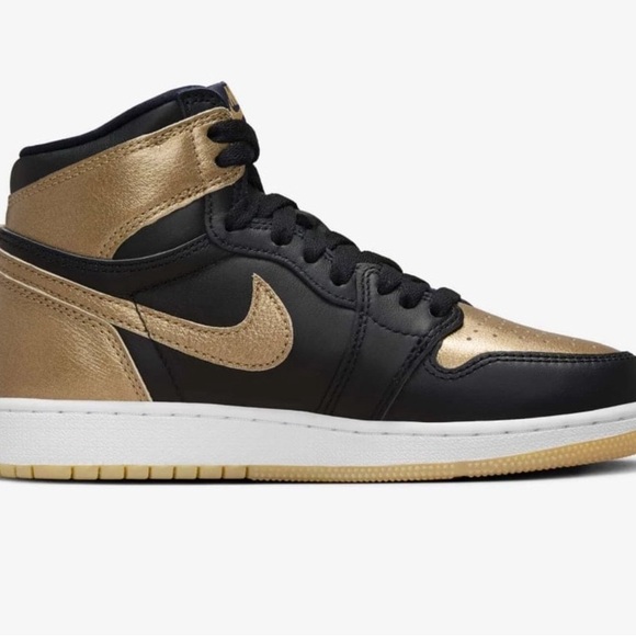 Nike Men's Black and Gold High-Top Sneakers - Picture 1 of 7